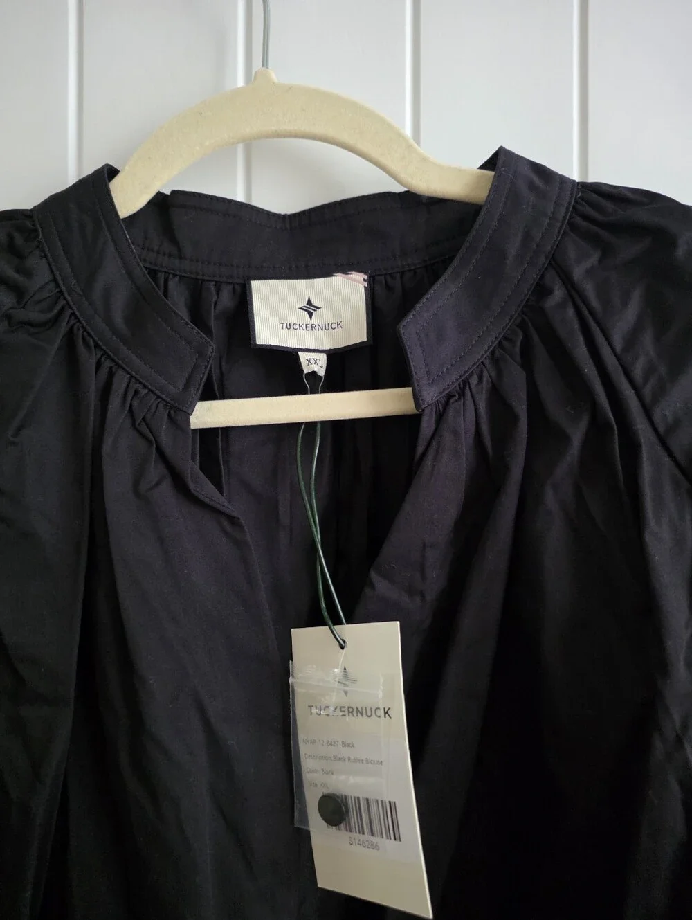 NWT Tuckernuck Ruthie Black Puff-Sleeve V-Neck Women's Top Plus Size XXL